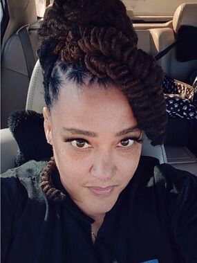 Meet your Posher, Cathy